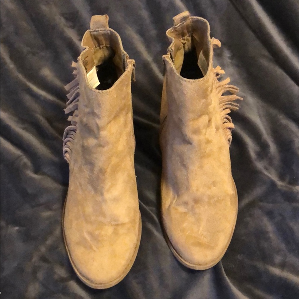 American eagle booties